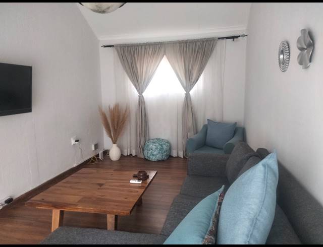 3 BEDROOM HOUSE TO LET IN BROMHOF